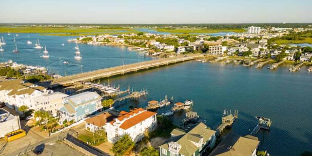 Mastering Luxury Real Estate Descriptions: Tips and Examples for Captivating High-End Buyers 