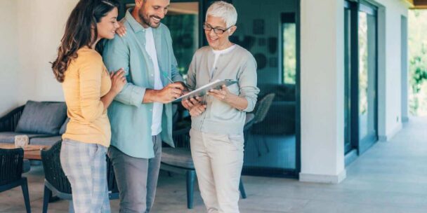 How to Become a Real Estate Broker in Retirement