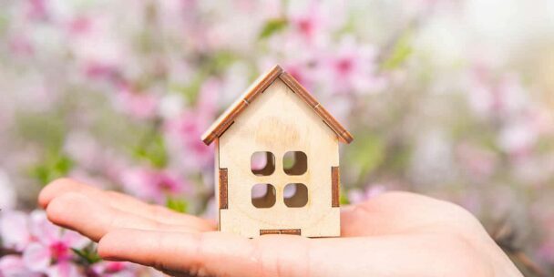 Seizing Opportunities: Why the Spring Housing Market is Key for Real Estate Brokers in NC